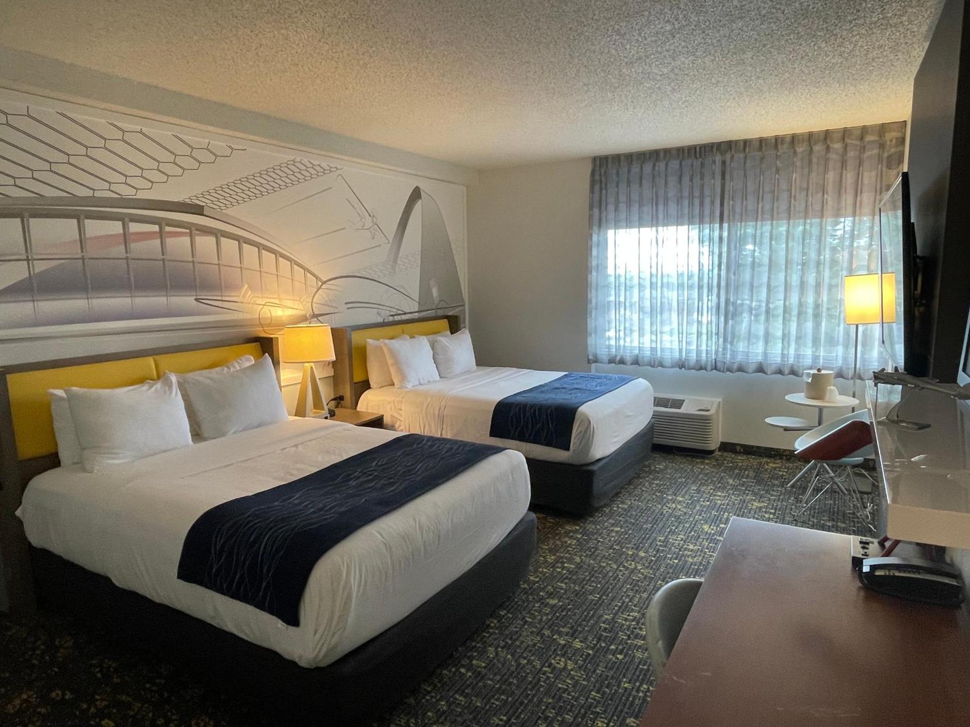 Saint Louis Airport Hotel Woodson Terrace Eksteriør billede