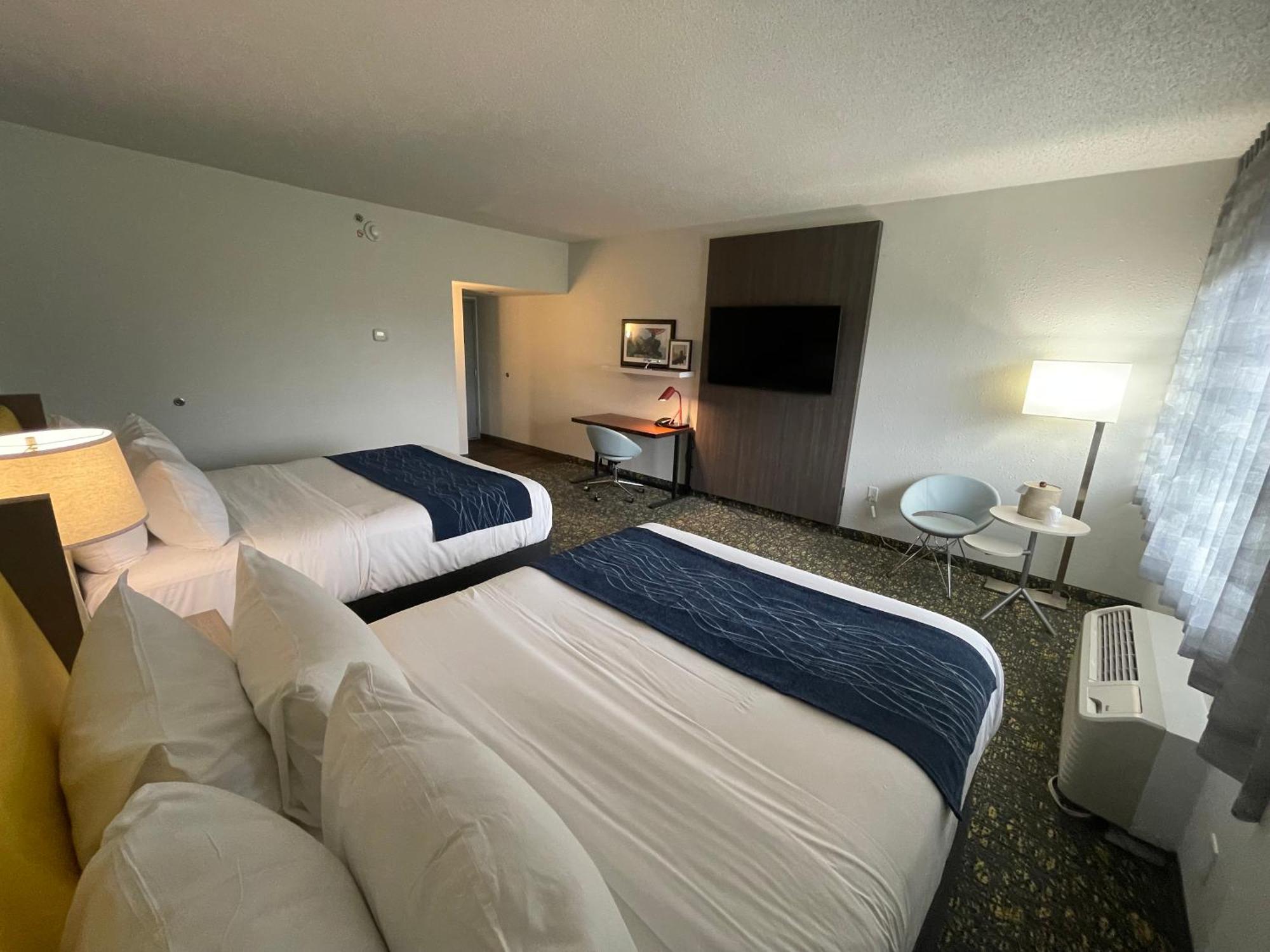 Saint Louis Airport Hotel Woodson Terrace Eksteriør billede