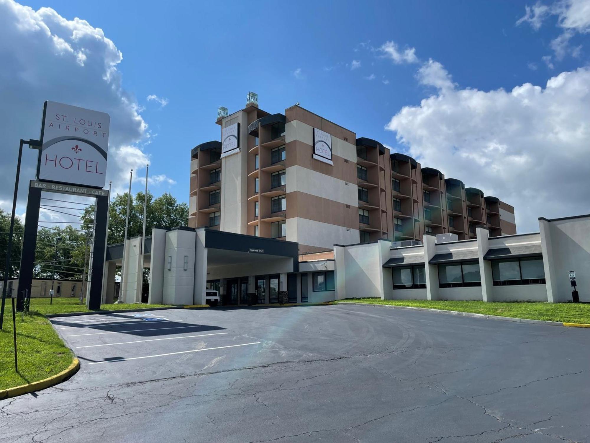 Saint Louis Airport Hotel Woodson Terrace Eksteriør billede