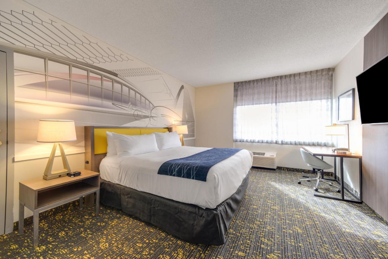 Saint Louis Airport Hotel Woodson Terrace Eksteriør billede
