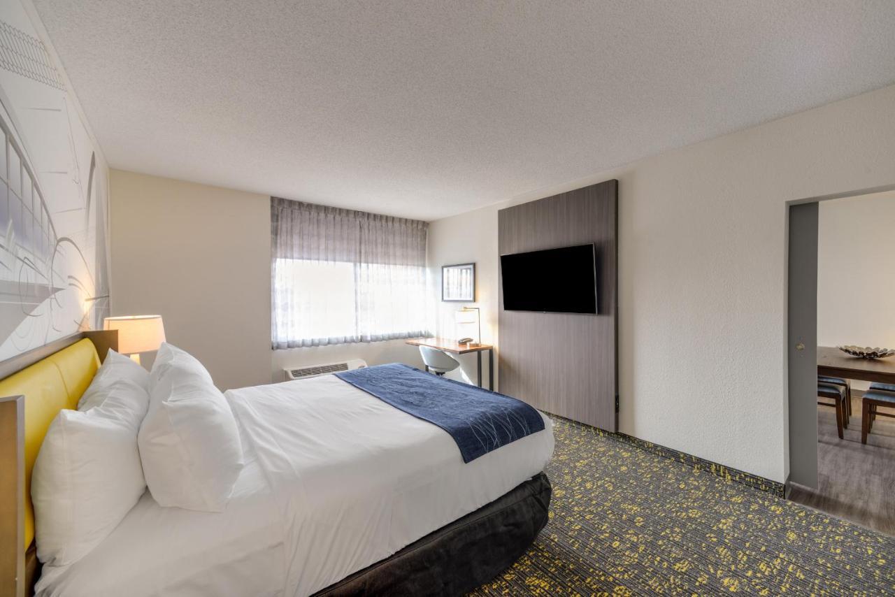 Saint Louis Airport Hotel Woodson Terrace Eksteriør billede